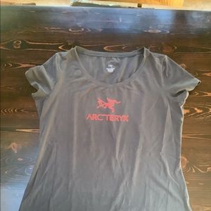 Arc’teryx women’s T-shirt